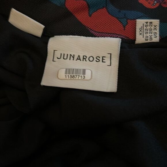 JUNAROSE Flower Printed Mesh Skirt Size 3X - Picture 6 of 6